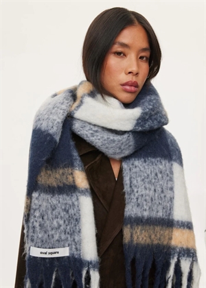 Warm scarf Navy Checks Oval Square 